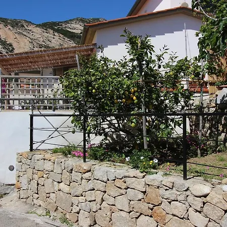 Holiday home Un Salto Nel Blu