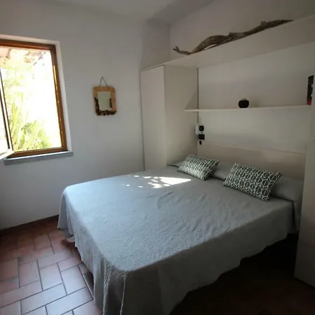 Holiday home Un Salto Nel Blu Chiessi